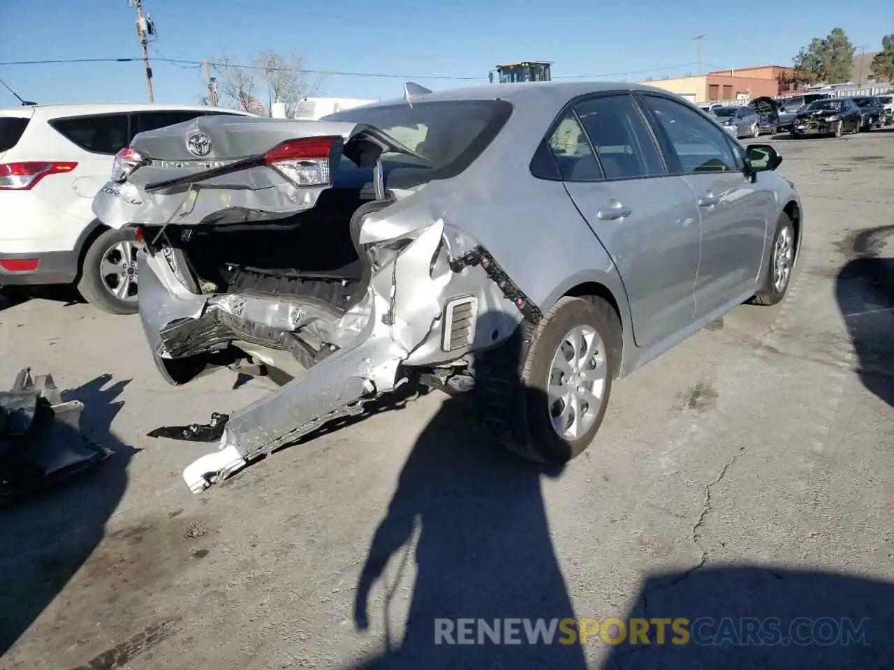 4 Photograph of a damaged car JTDEPMAE4MJ120905 TOYOTA COROLLA 2021