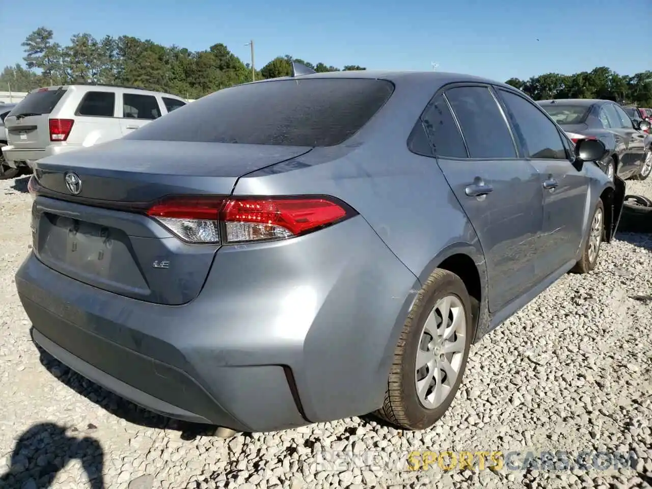 4 Photograph of a damaged car JTDEPMAE4MJ122749 TOYOTA COROLLA 2021