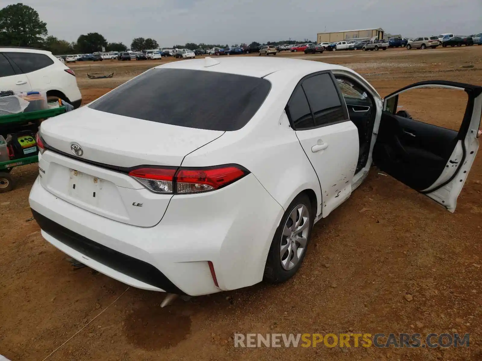 4 Photograph of a damaged car JTDEPMAE4MJ122931 TOYOTA COROLLA 2021