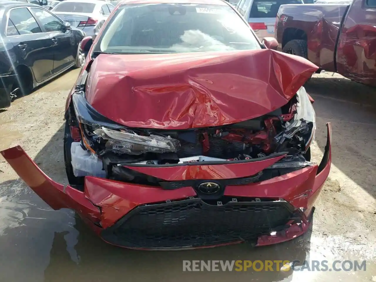 9 Photograph of a damaged car JTDEPMAE4MJ135663 TOYOTA COROLLA 2021