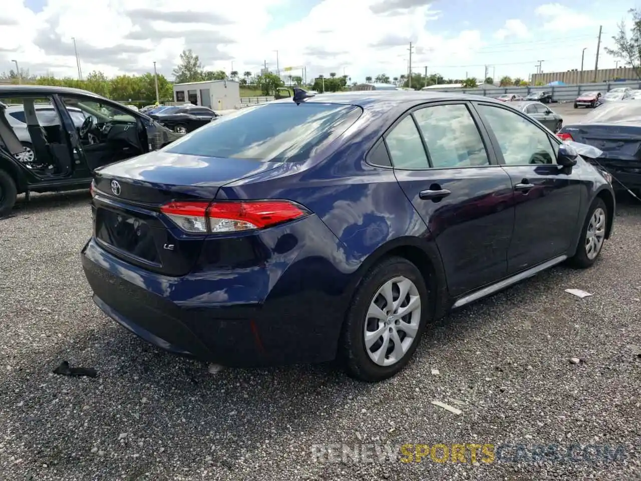 4 Photograph of a damaged car JTDEPMAE4MJ140779 TOYOTA COROLLA 2021