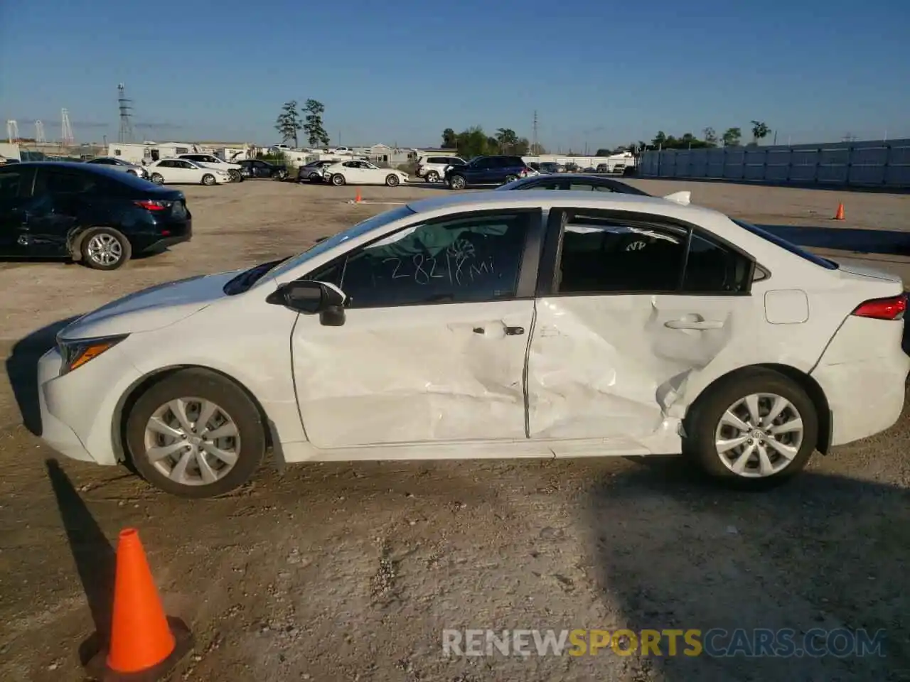 9 Photograph of a damaged car JTDEPMAE4MJ142239 TOYOTA COROLLA 2021