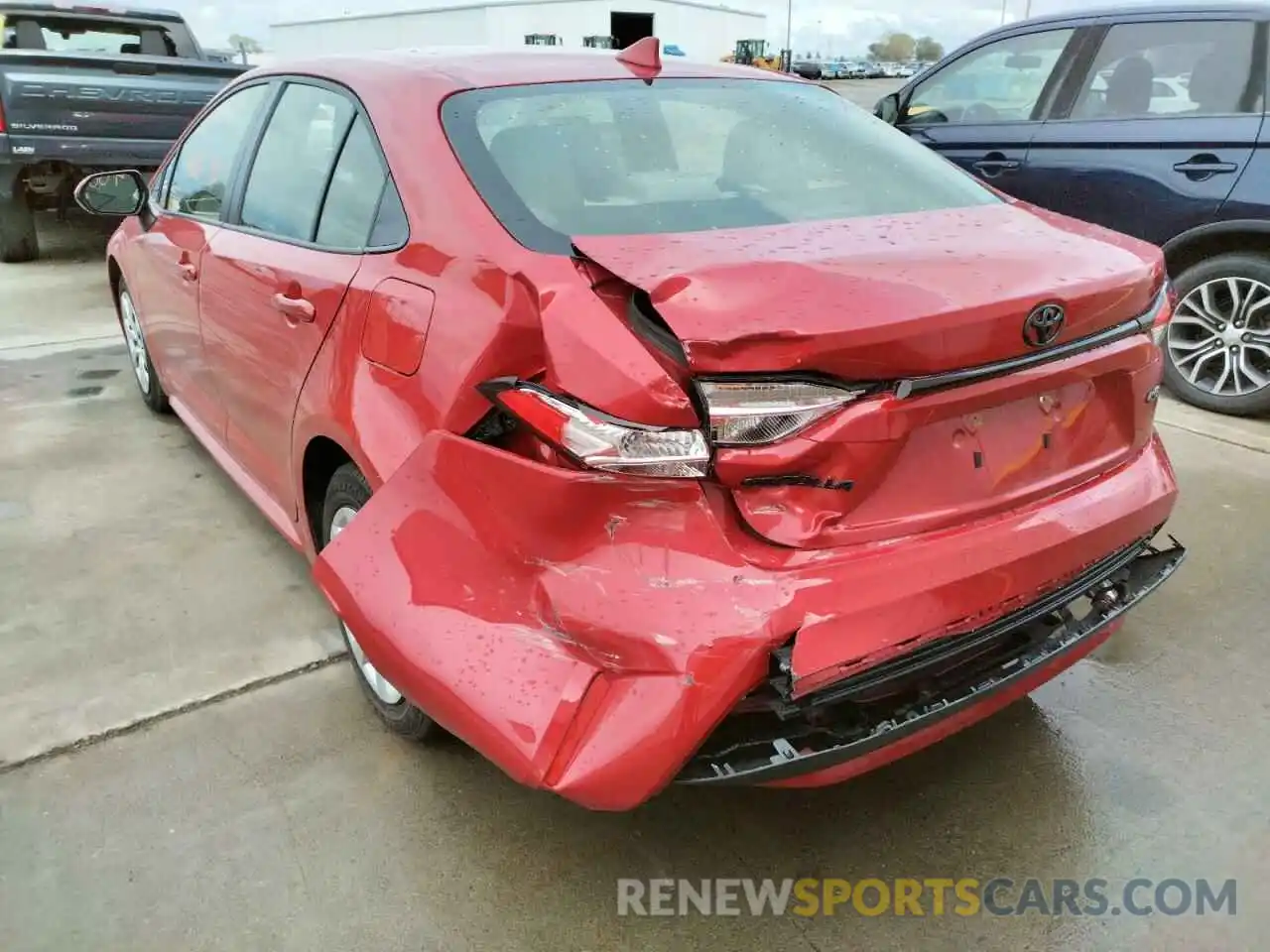 3 Photograph of a damaged car JTDEPMAE4MJ145898 TOYOTA COROLLA 2021