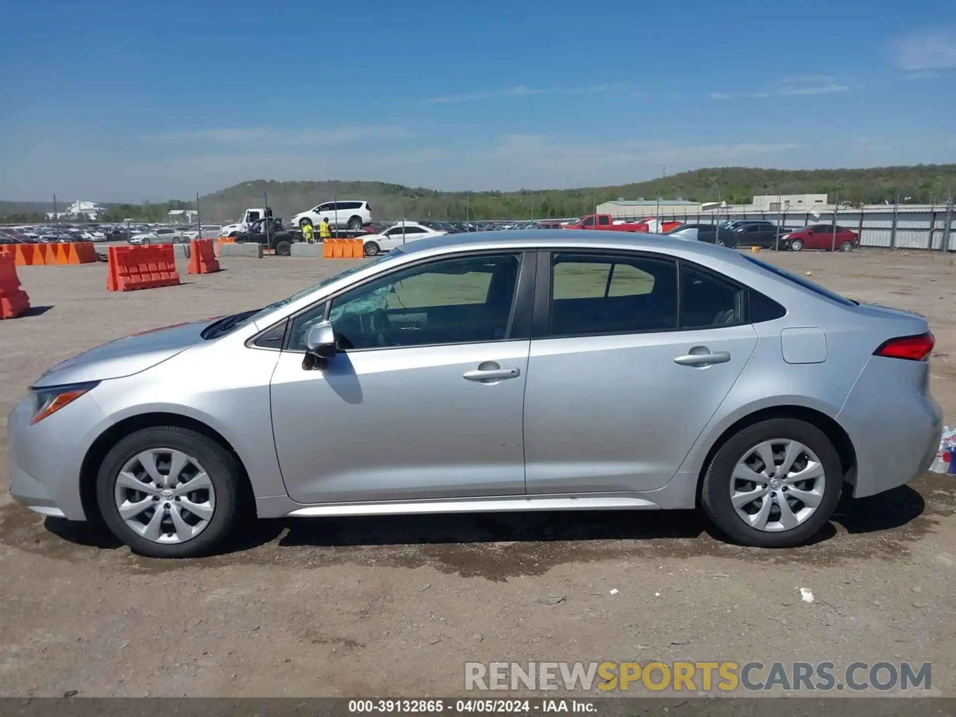 14 Photograph of a damaged car JTDEPMAE4MJ153984 TOYOTA COROLLA 2021