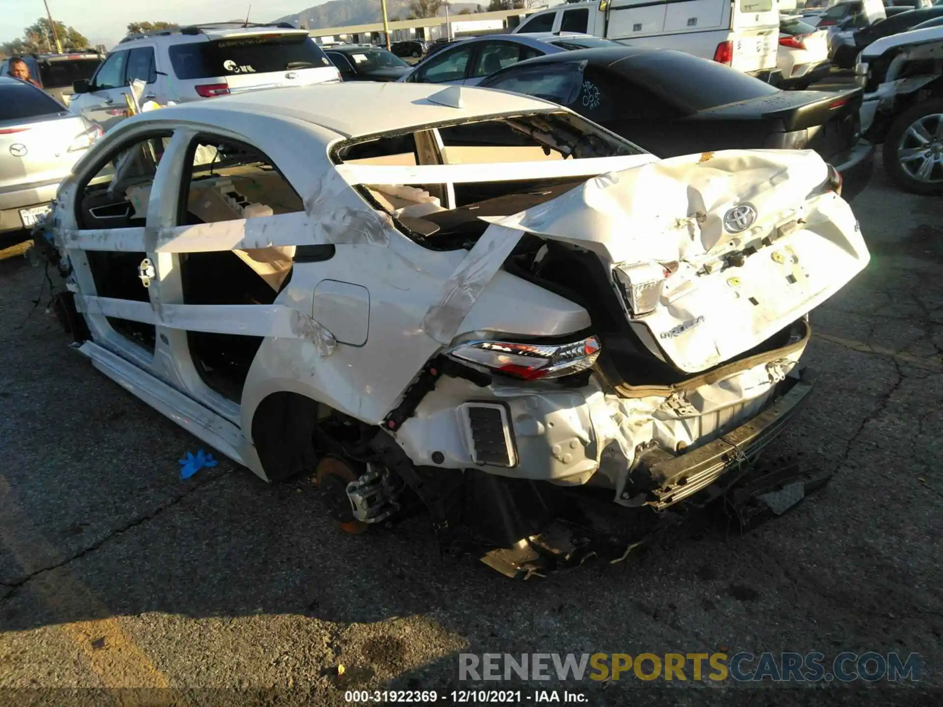 3 Photograph of a damaged car JTDEPMAE4MJ156299 TOYOTA COROLLA 2021