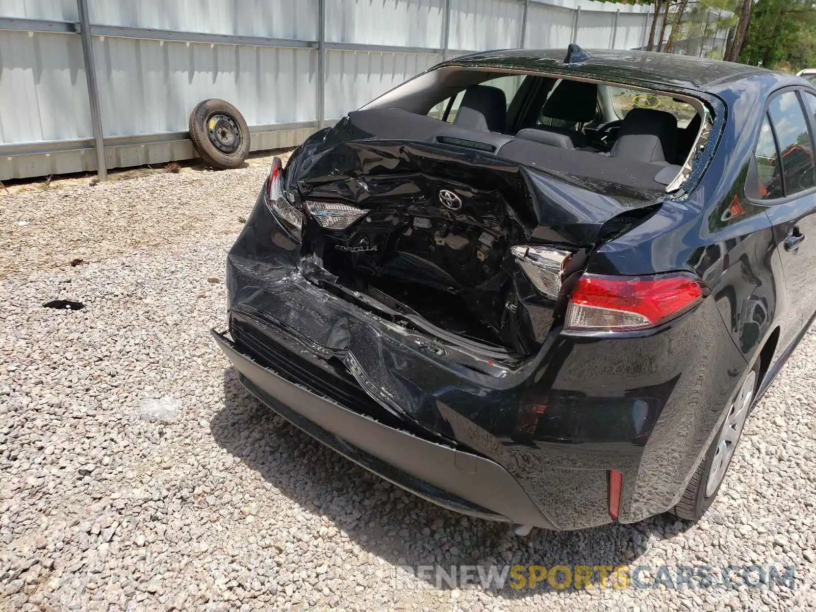 9 Photograph of a damaged car JTDEPMAE4MJ157386 TOYOTA COROLLA 2021