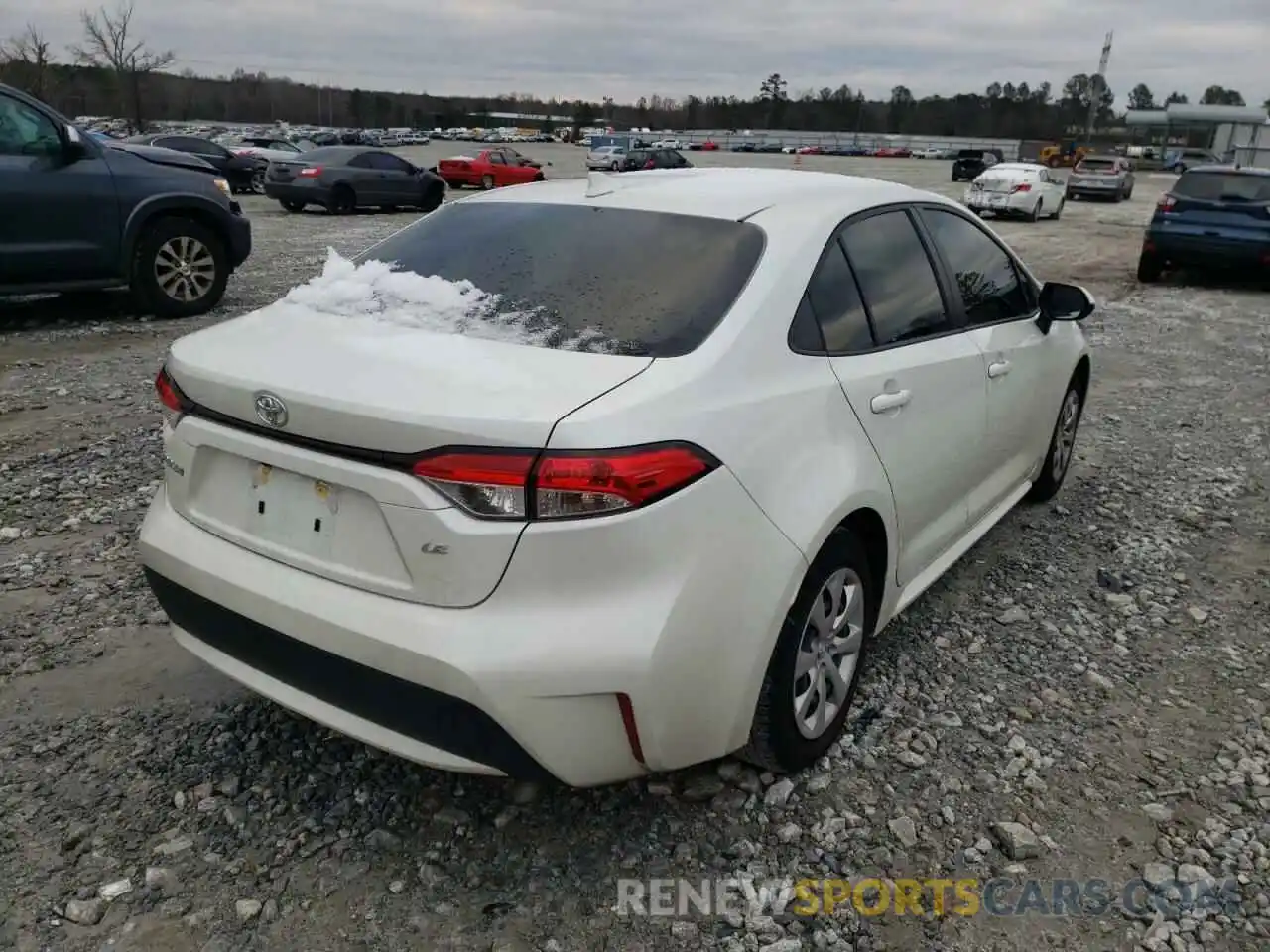 4 Photograph of a damaged car JTDEPMAE4MJ164922 TOYOTA COROLLA 2021