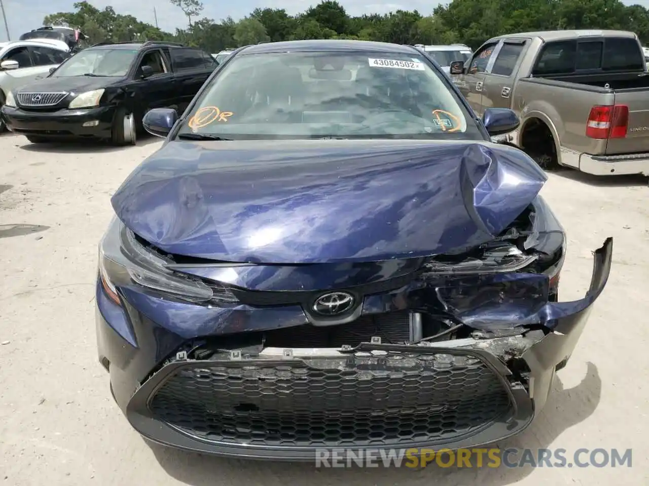 9 Photograph of a damaged car JTDEPMAE4MJ165603 TOYOTA COROLLA 2021