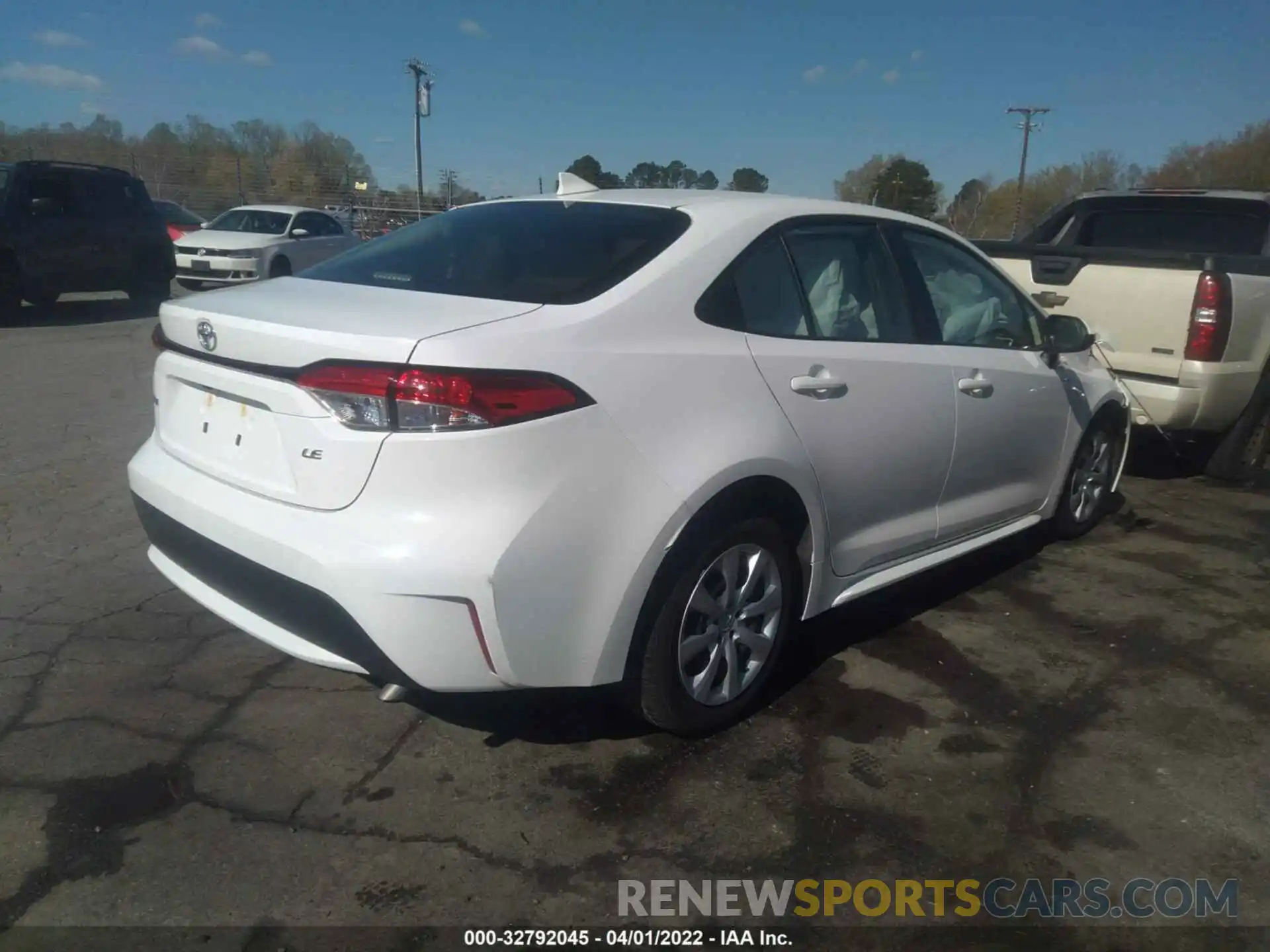 4 Photograph of a damaged car JTDEPMAE4MJ166203 TOYOTA COROLLA 2021