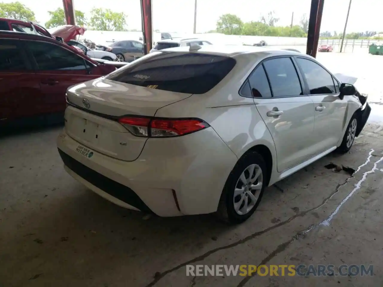 4 Photograph of a damaged car JTDEPMAE4MJ171336 TOYOTA COROLLA 2021