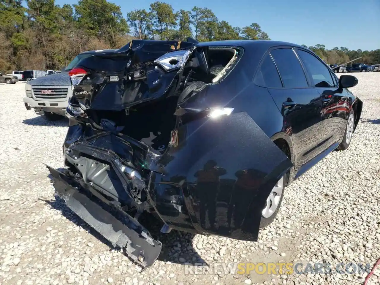 4 Photograph of a damaged car JTDEPMAE4MJ174009 TOYOTA COROLLA 2021