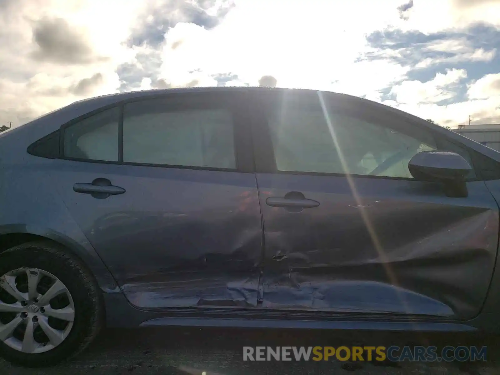 9 Photograph of a damaged car JTDEPMAE4MJ178626 TOYOTA COROLLA 2021