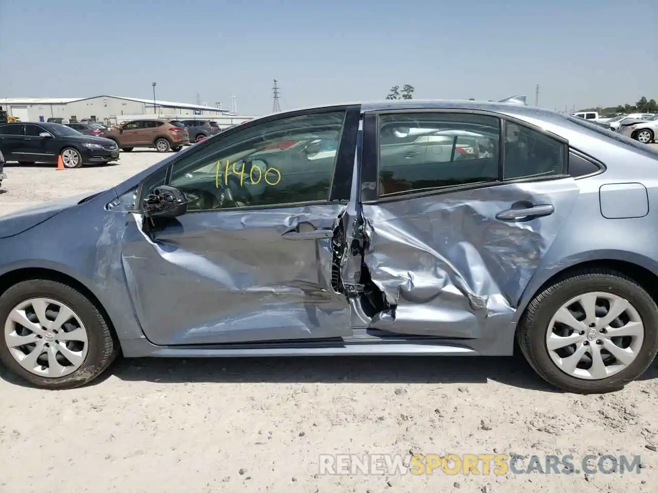 9 Photograph of a damaged car JTDEPMAE4MJ179310 TOYOTA COROLLA 2021