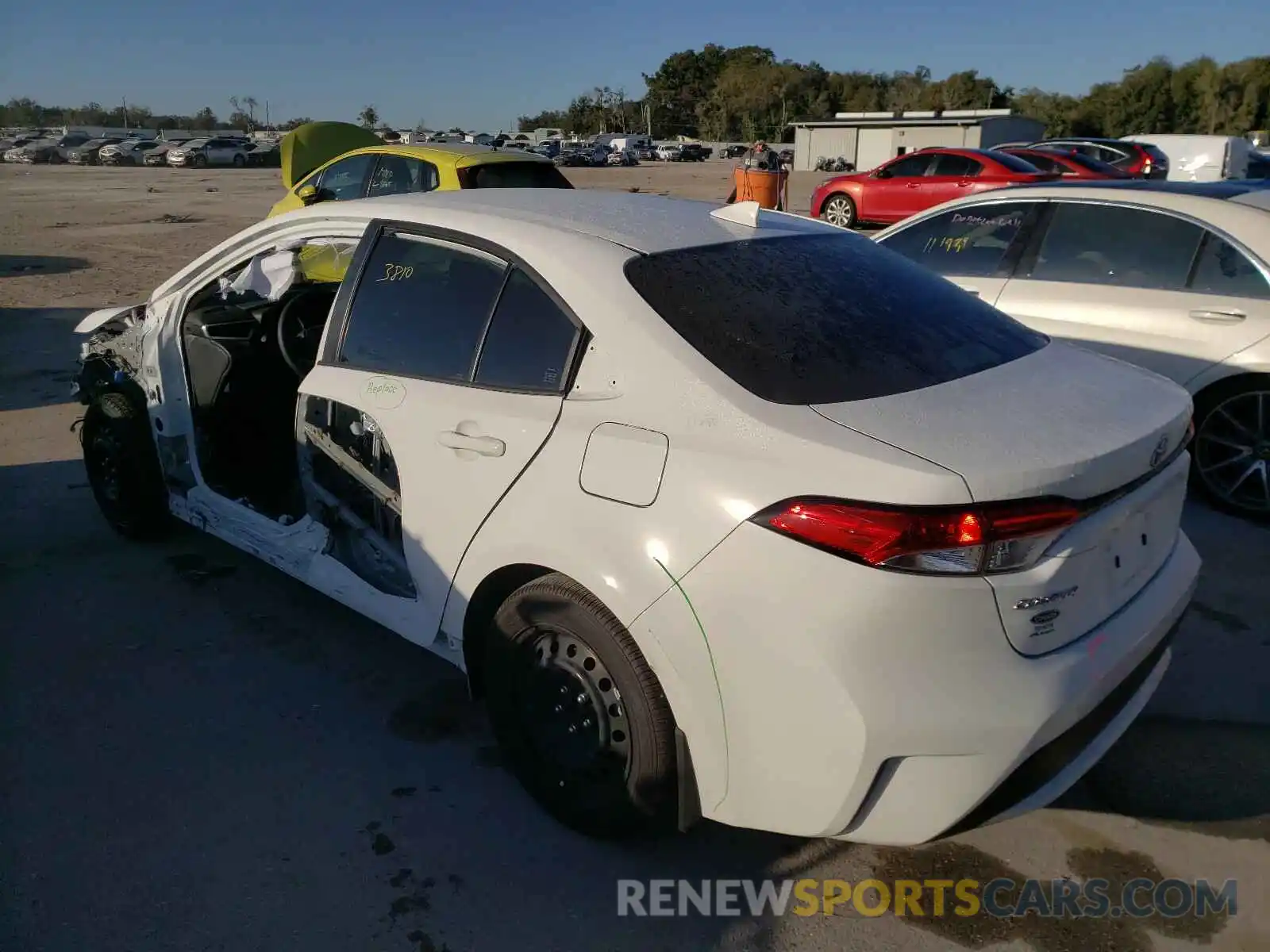 3 Photograph of a damaged car JTDEPMAE5MJ118208 TOYOTA COROLLA 2021