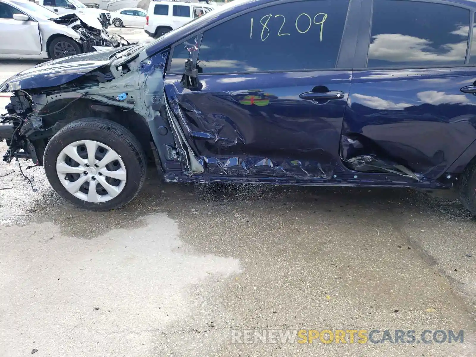 9 Photograph of a damaged car JTDEPMAE5MJ123960 TOYOTA COROLLA 2021