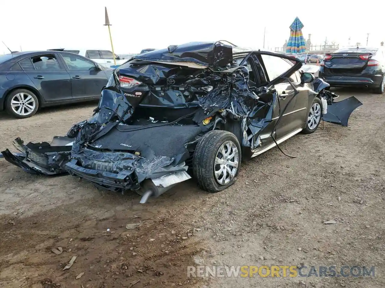 4 Photograph of a damaged car JTDEPMAE5MJ124381 TOYOTA COROLLA 2021