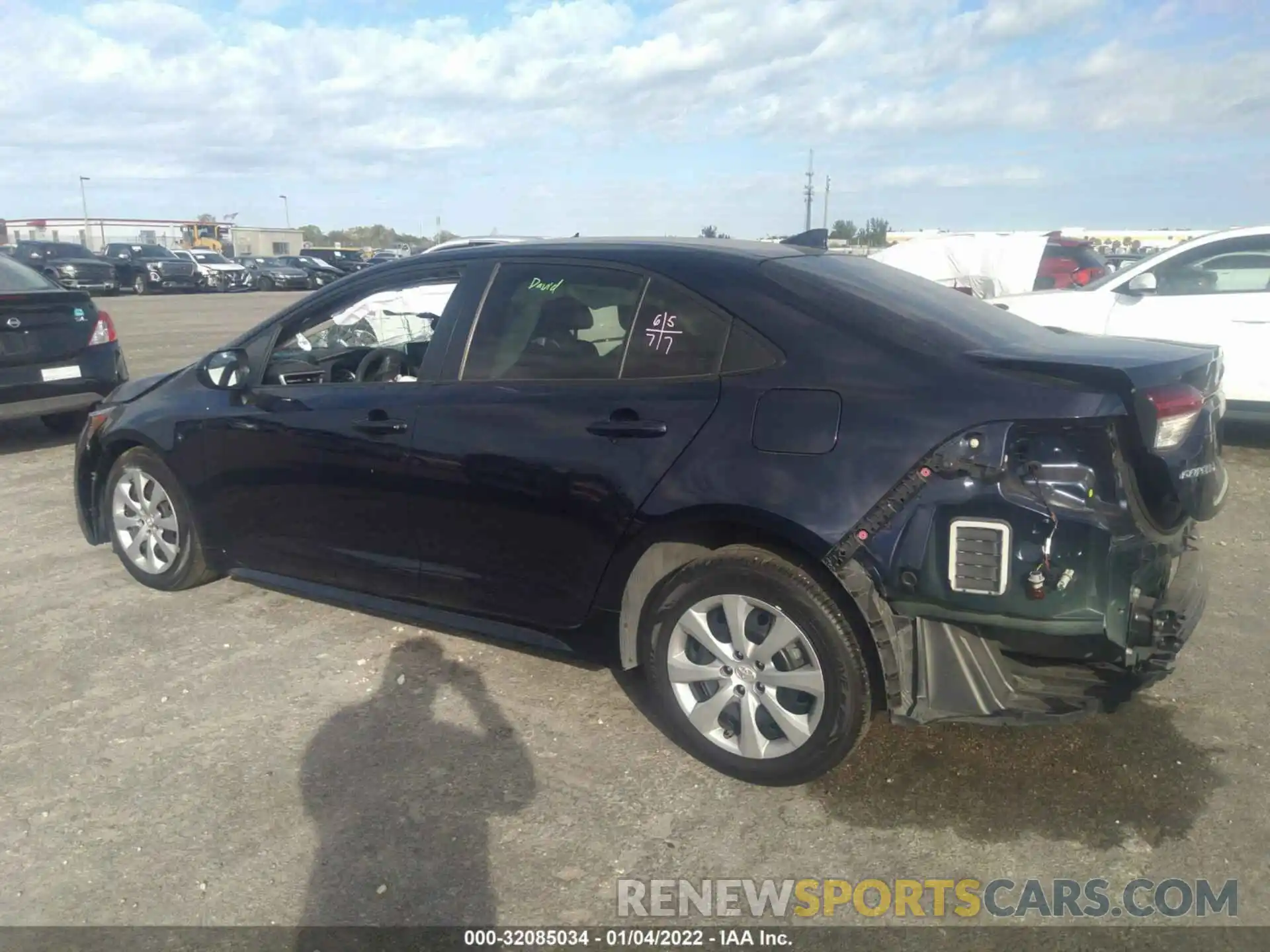 3 Photograph of a damaged car JTDEPMAE5MJ125742 TOYOTA COROLLA 2021