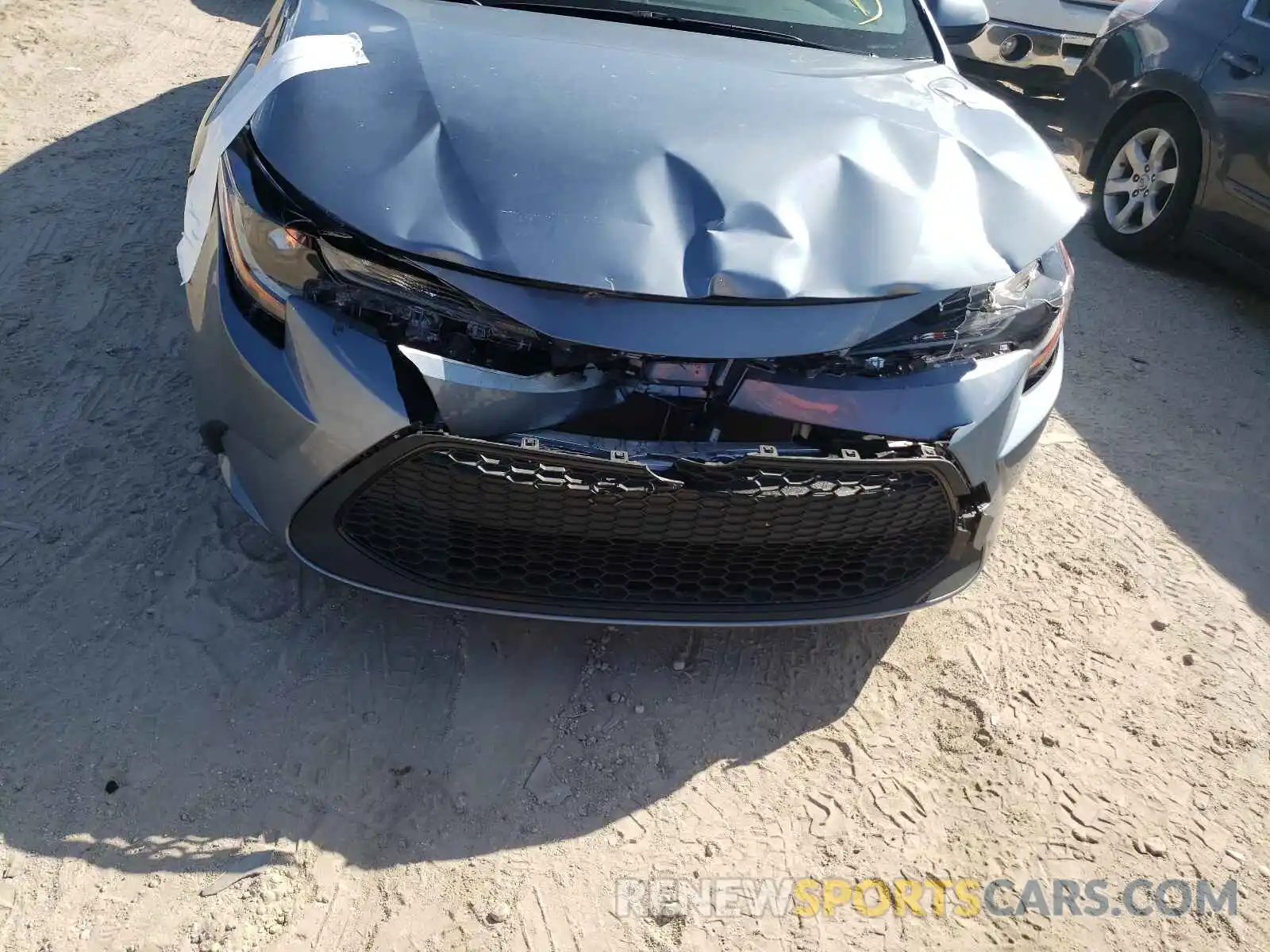 9 Photograph of a damaged car JTDEPMAE5MJ126714 TOYOTA COROLLA 2021