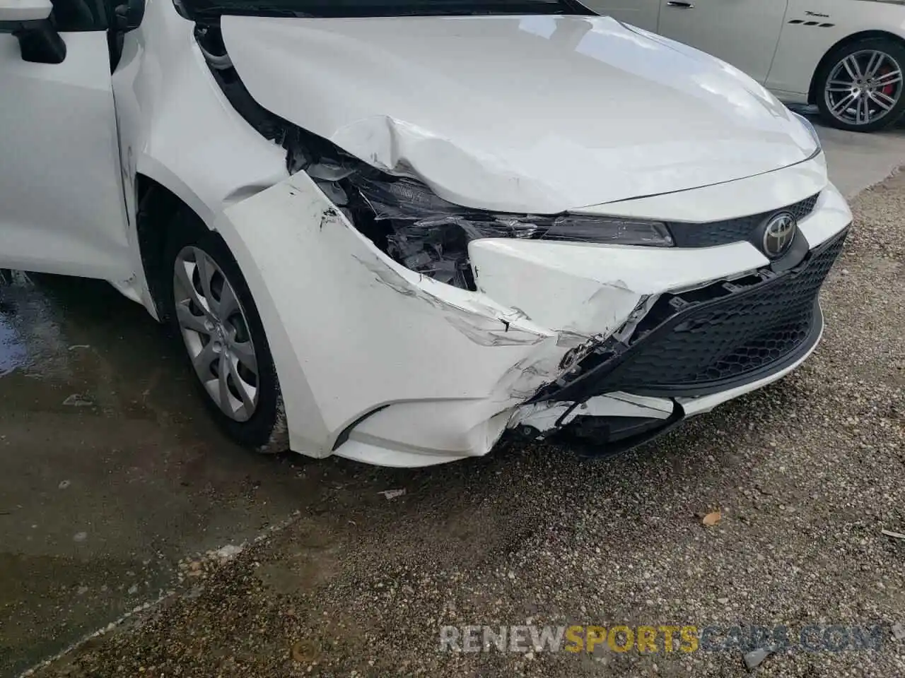 9 Photograph of a damaged car JTDEPMAE5MJ127135 TOYOTA COROLLA 2021