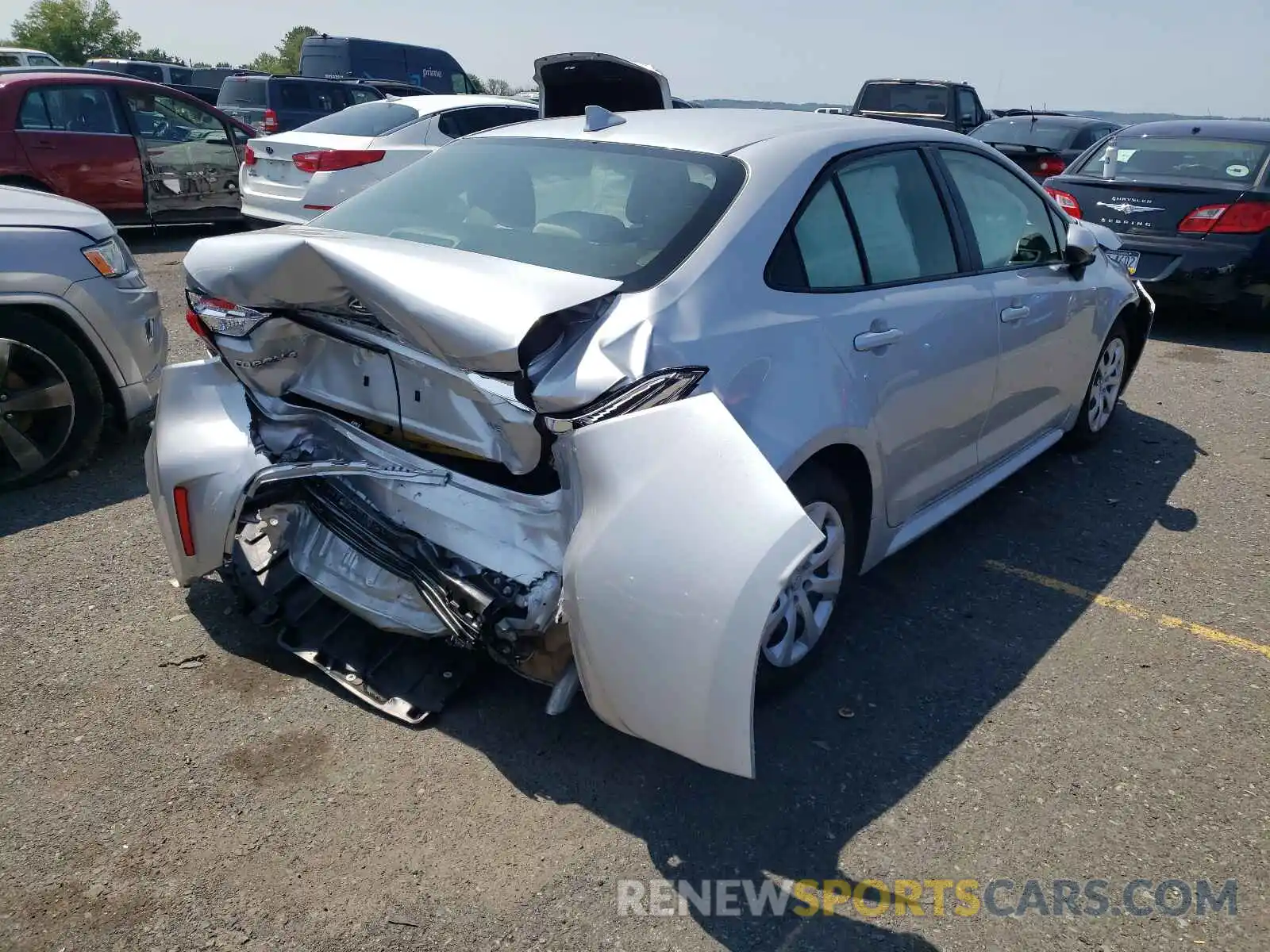 4 Photograph of a damaged car JTDEPMAE5MJ128141 TOYOTA COROLLA 2021