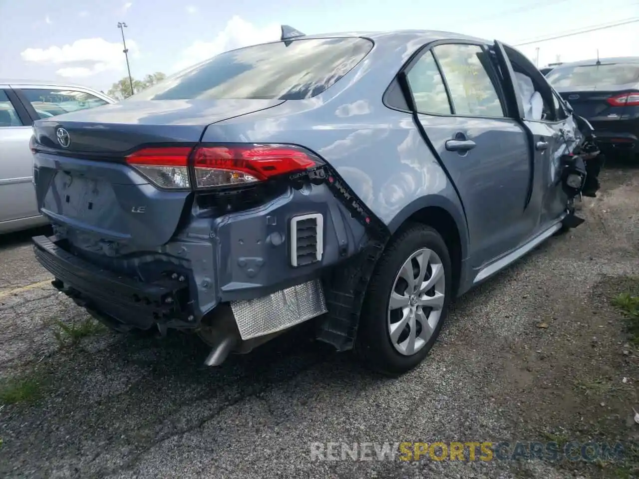 4 Photograph of a damaged car JTDEPMAE5MJ130410 TOYOTA COROLLA 2021