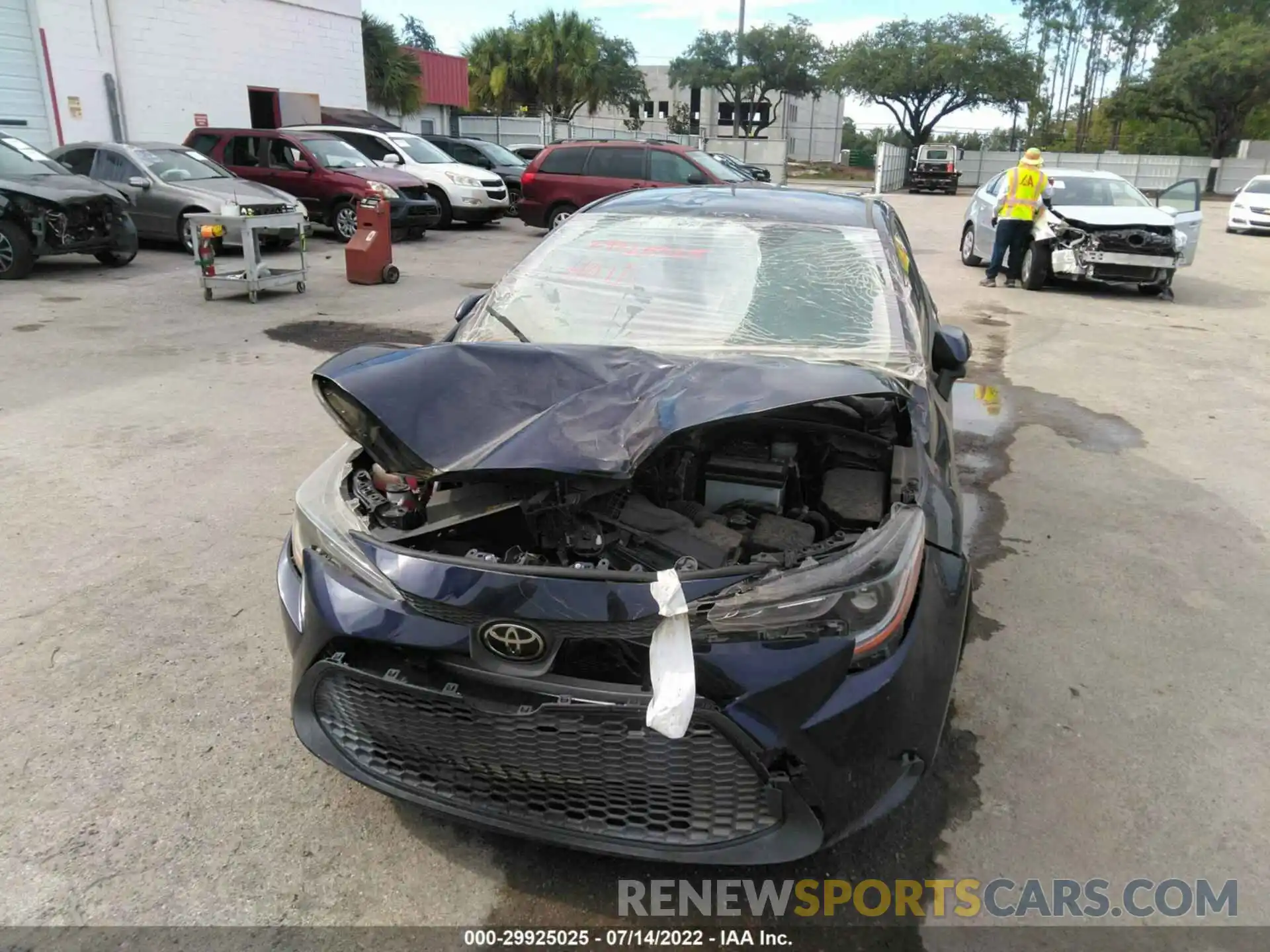 6 Photograph of a damaged car JTDEPMAE5MJ136594 TOYOTA COROLLA 2021