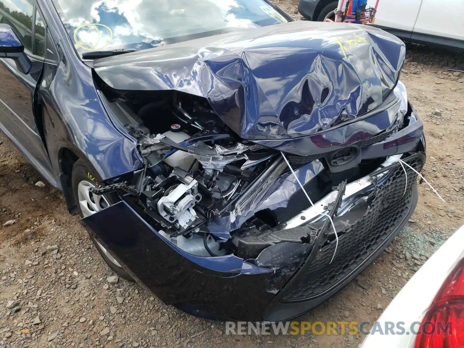 9 Photograph of a damaged car JTDEPMAE5MJ138362 TOYOTA COROLLA 2021