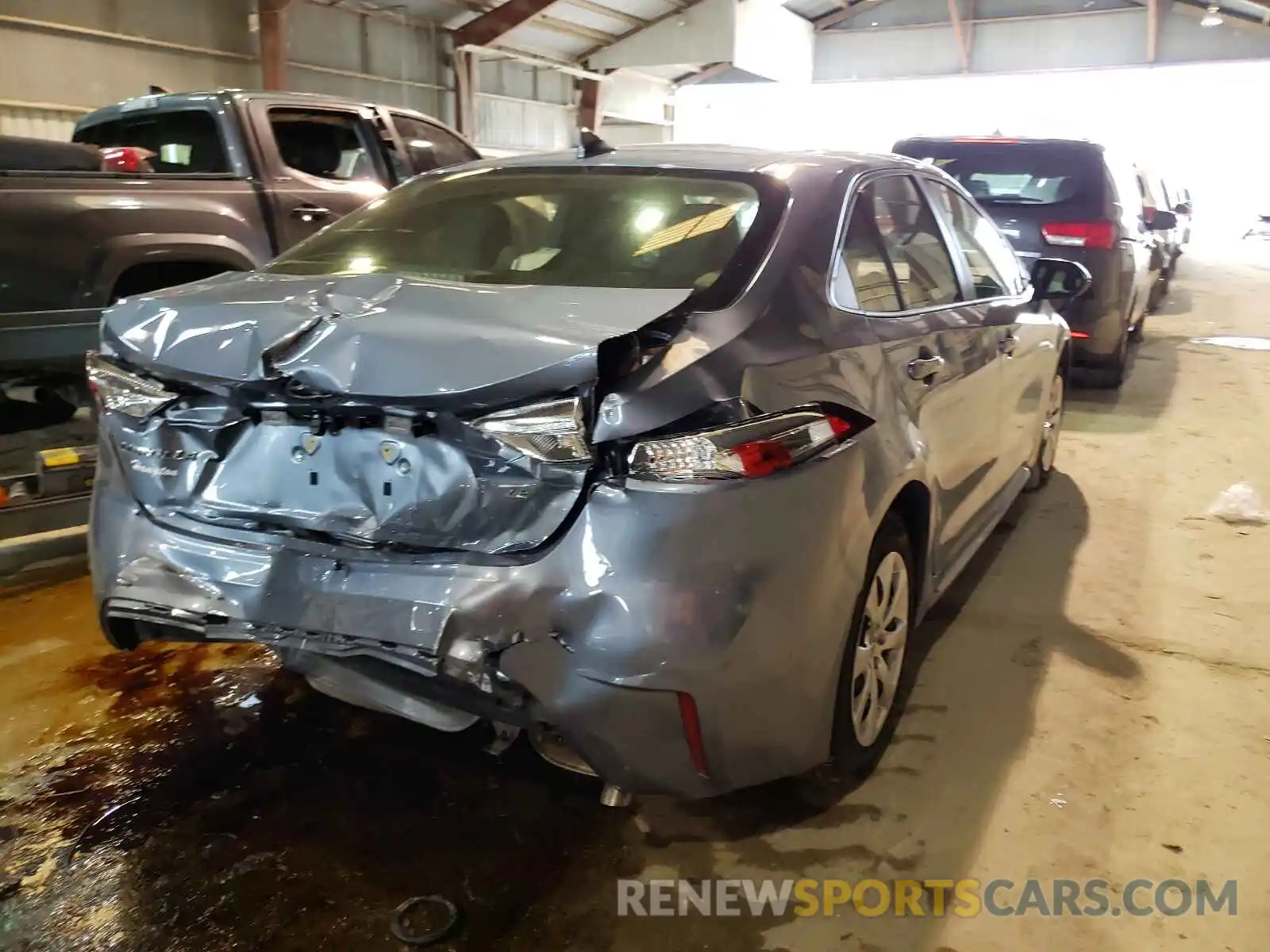 4 Photograph of a damaged car JTDEPMAE5MJ140029 TOYOTA COROLLA 2021