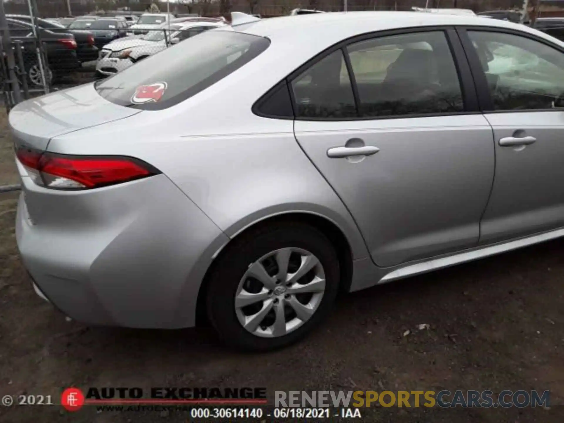 5 Photograph of a damaged car JTDEPMAE5MJ140869 TOYOTA COROLLA 2021