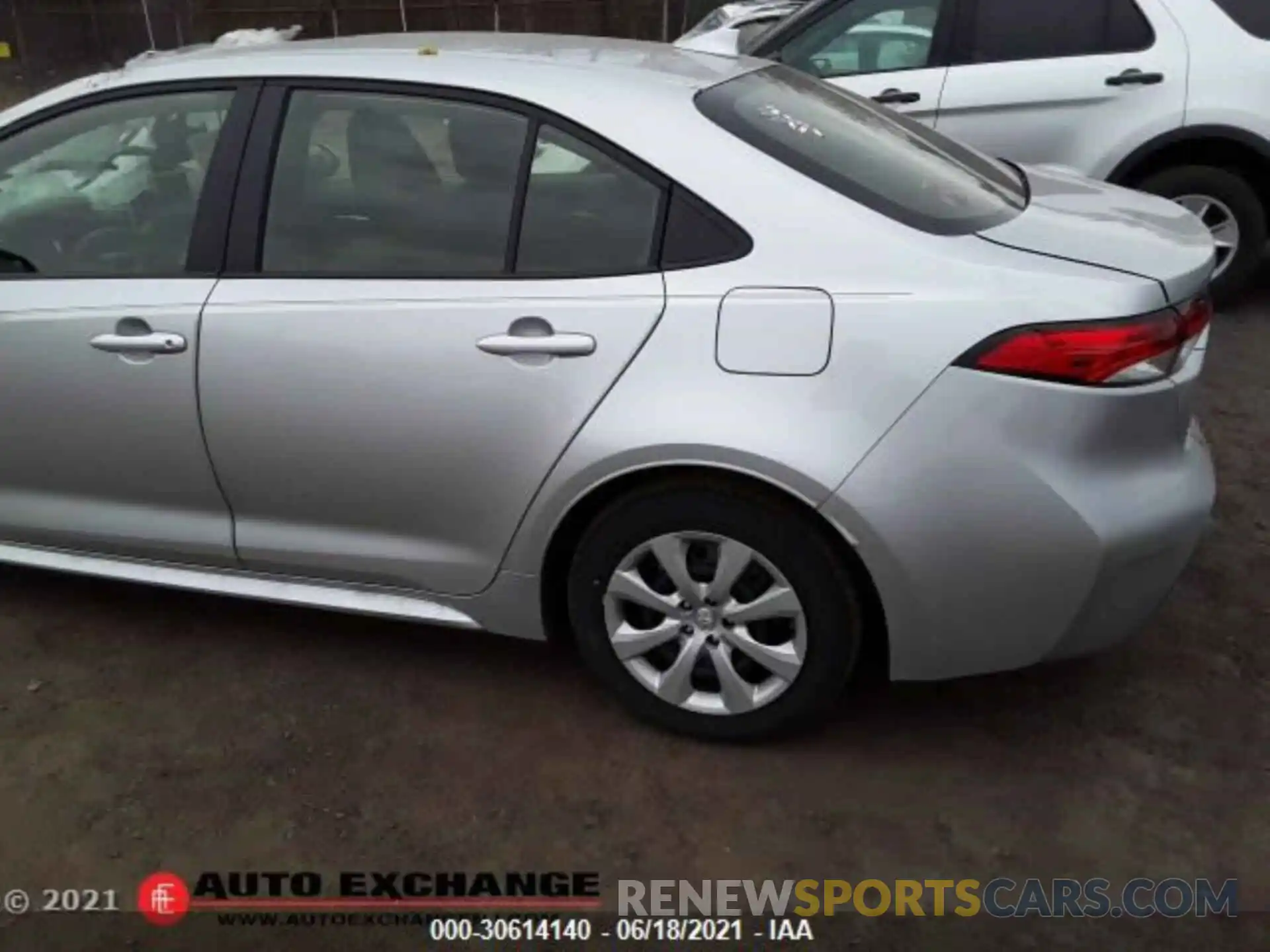 7 Photograph of a damaged car JTDEPMAE5MJ140869 TOYOTA COROLLA 2021