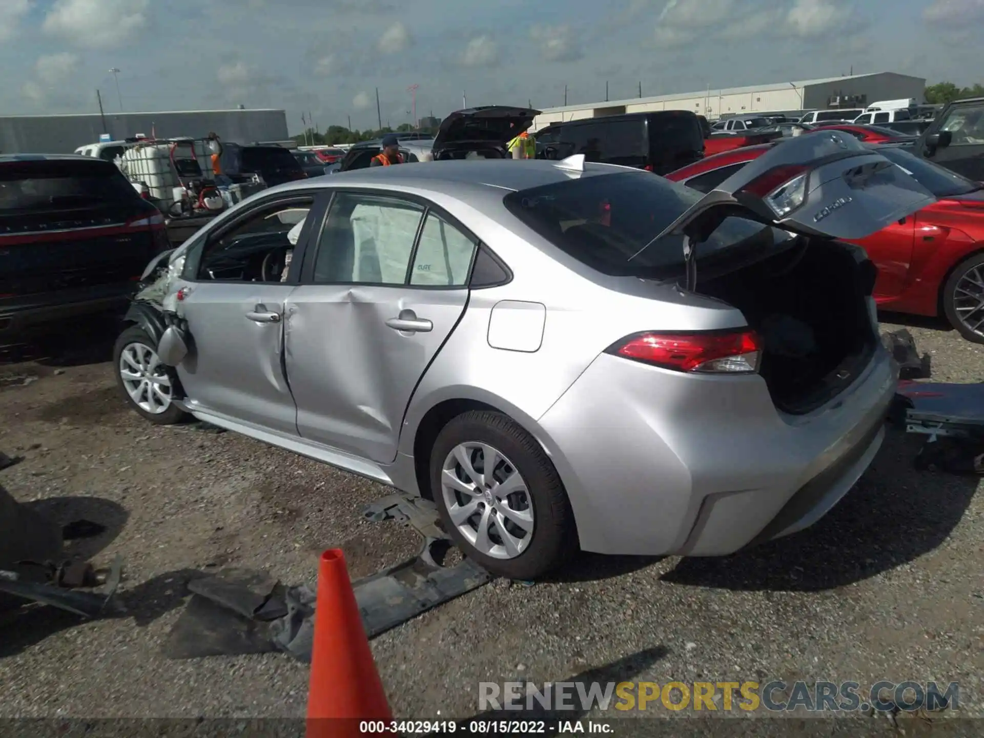 3 Photograph of a damaged car JTDEPMAE5MJ141696 TOYOTA COROLLA 2021