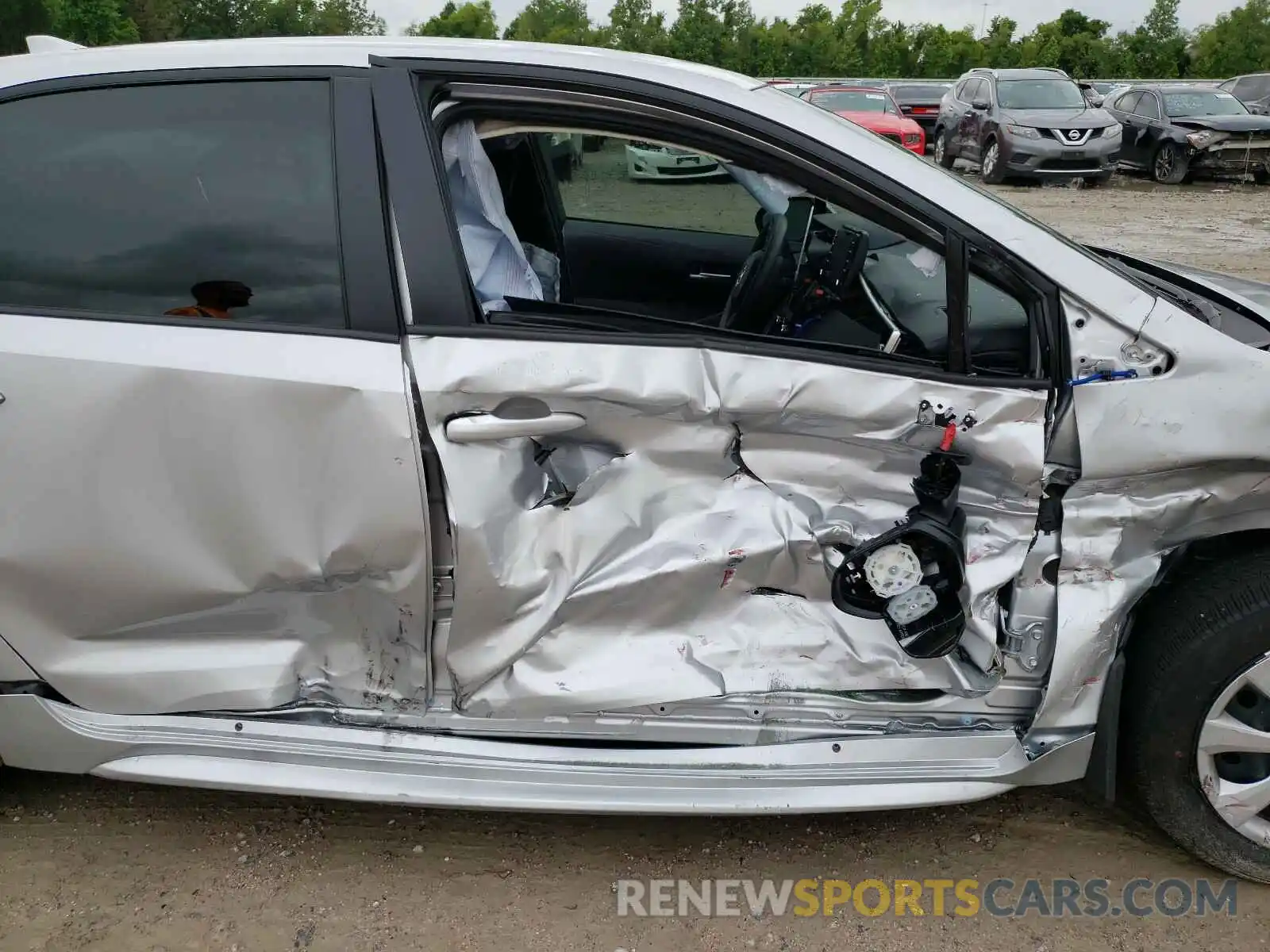 9 Photograph of a damaged car JTDEPMAE5MJ155419 TOYOTA COROLLA 2021