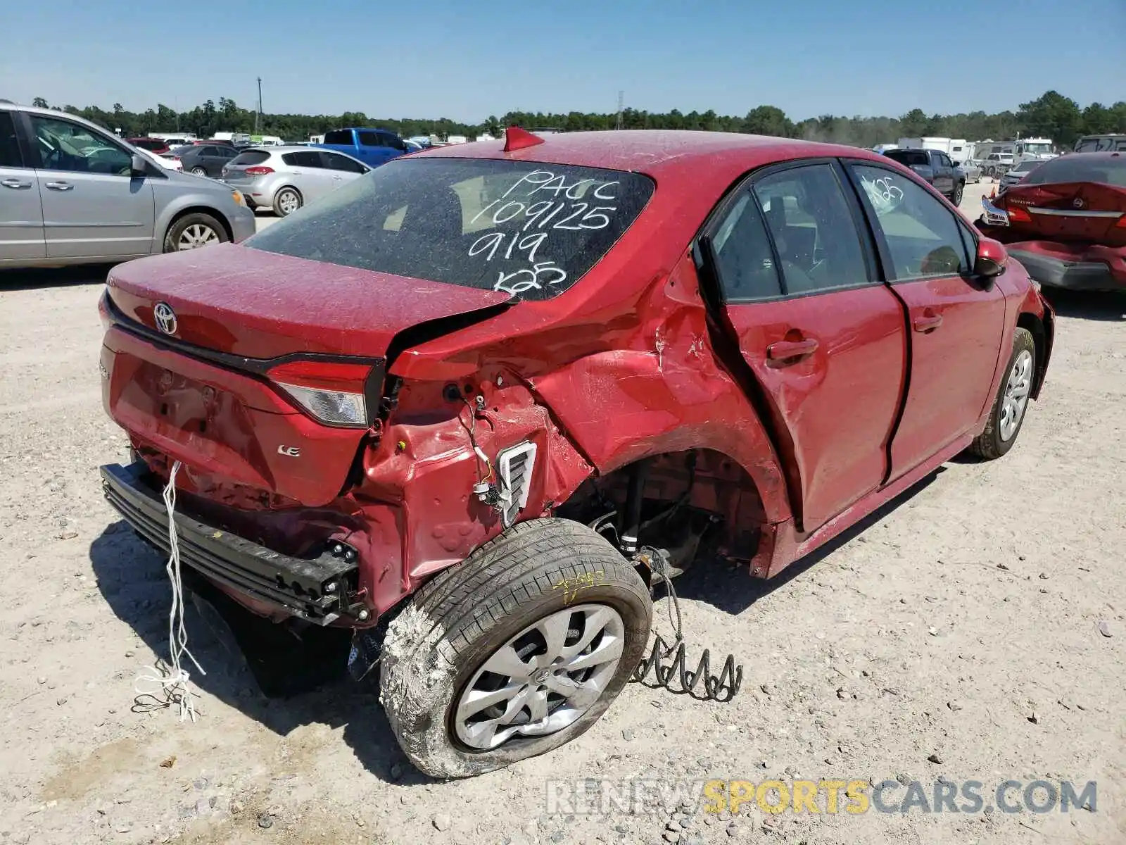 4 Photograph of a damaged car JTDEPMAE5MJ159955 TOYOTA COROLLA 2021