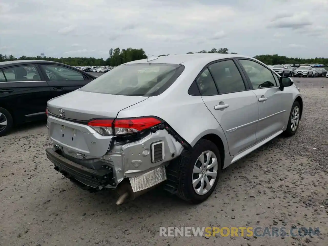 4 Photograph of a damaged car JTDEPMAE5MJ160331 TOYOTA COROLLA 2021