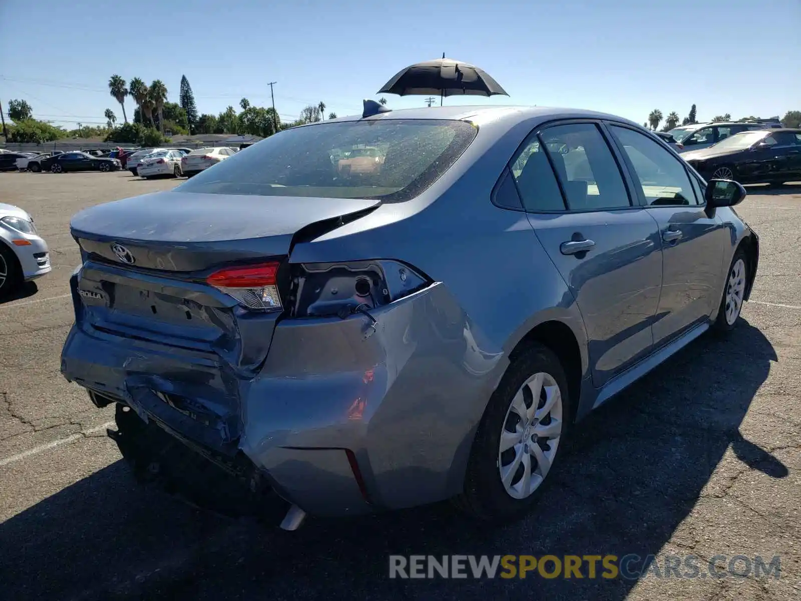 4 Photograph of a damaged car JTDEPMAE5MJ160572 TOYOTA COROLLA 2021