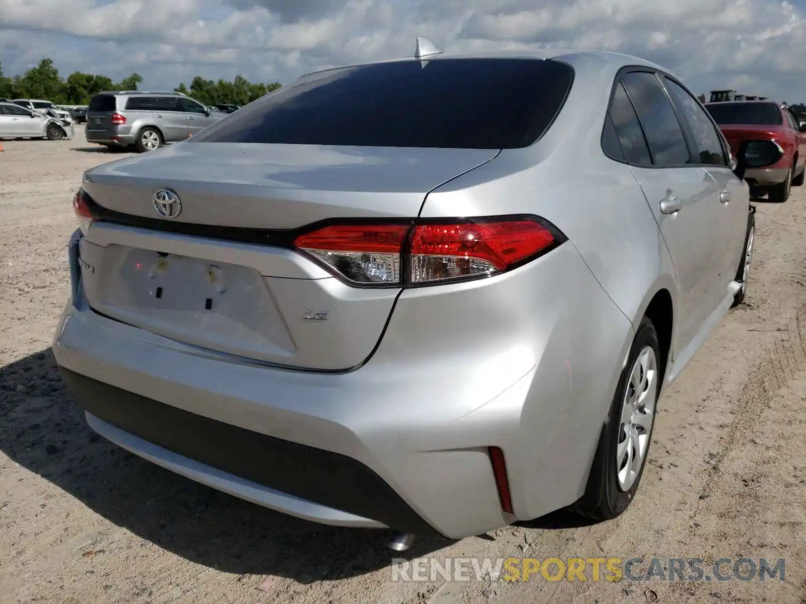 4 Photograph of a damaged car JTDEPMAE5MJ161706 TOYOTA COROLLA 2021