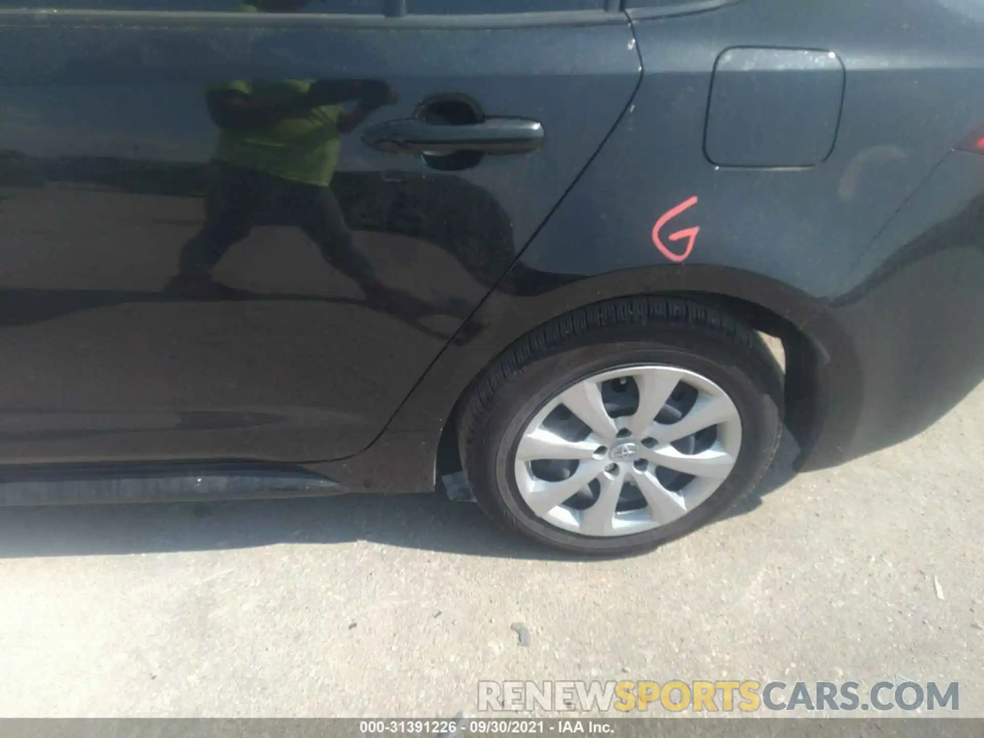 13 Photograph of a damaged car JTDEPMAE5MJ164119 TOYOTA COROLLA 2021