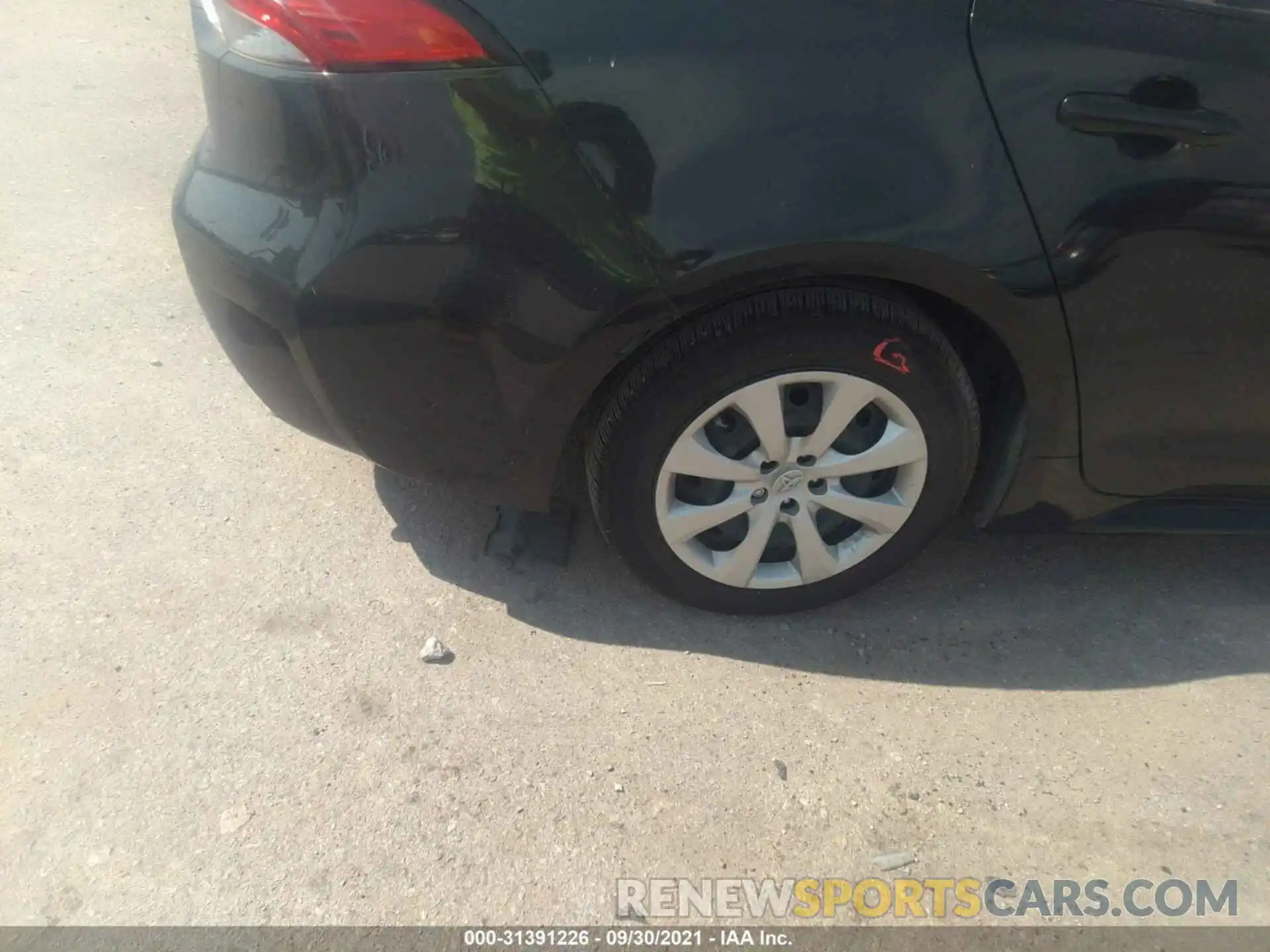 15 Photograph of a damaged car JTDEPMAE5MJ164119 TOYOTA COROLLA 2021