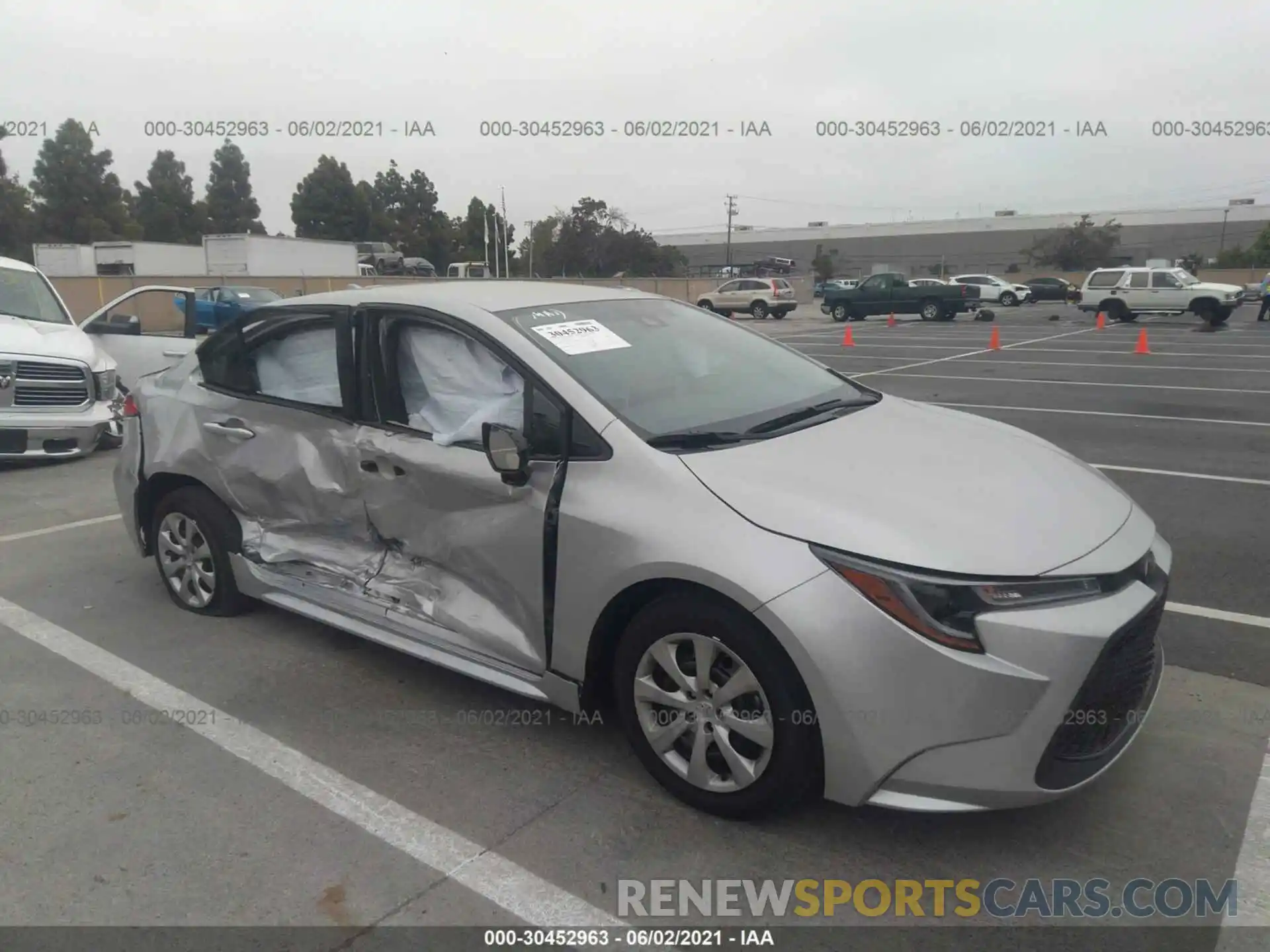 1 Photograph of a damaged car JTDEPMAE5MJ164301 TOYOTA COROLLA 2021