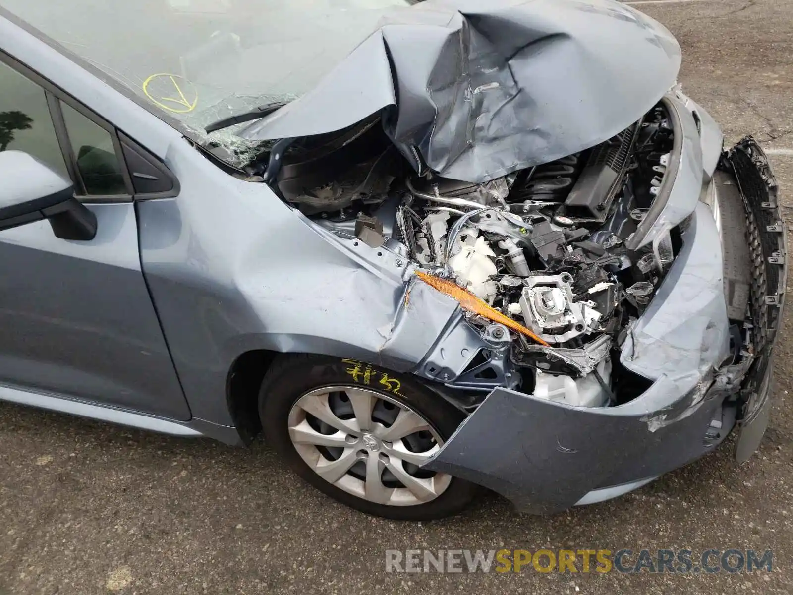 9 Photograph of a damaged car JTDEPMAE5MJ164363 TOYOTA COROLLA 2021