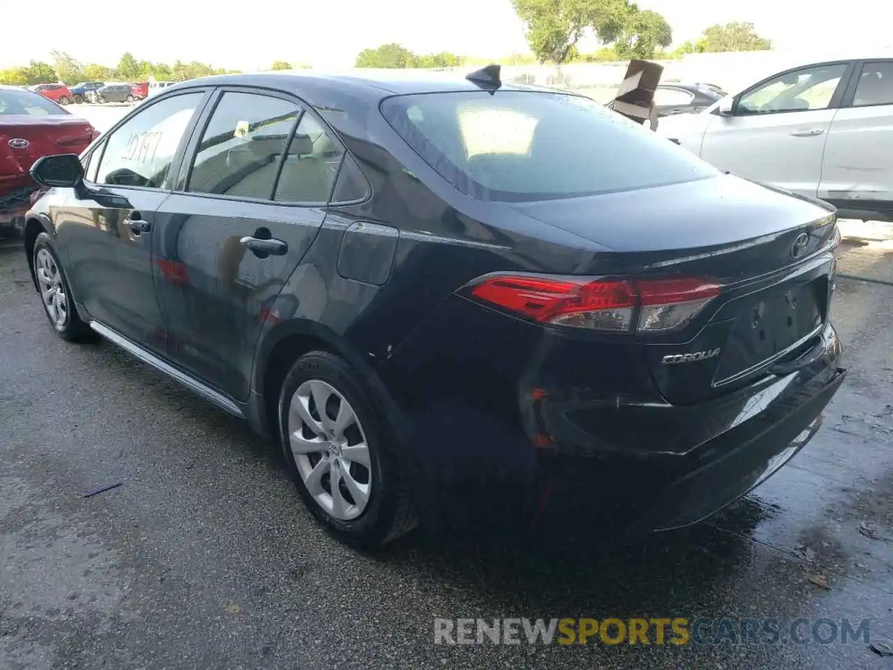 3 Photograph of a damaged car JTDEPMAE5MJ167926 TOYOTA COROLLA 2021