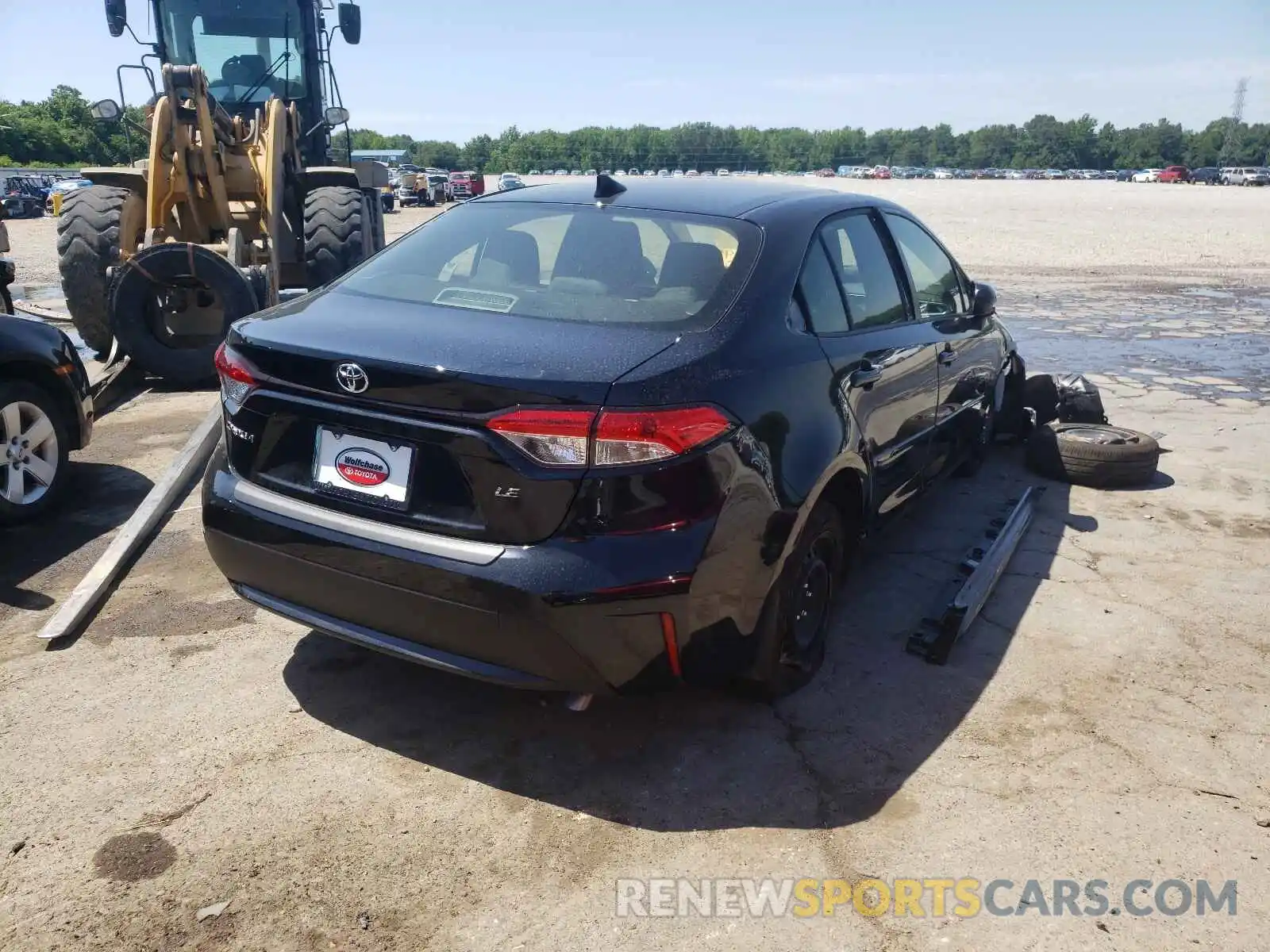 4 Photograph of a damaged car JTDEPMAE5MJ172656 TOYOTA COROLLA 2021