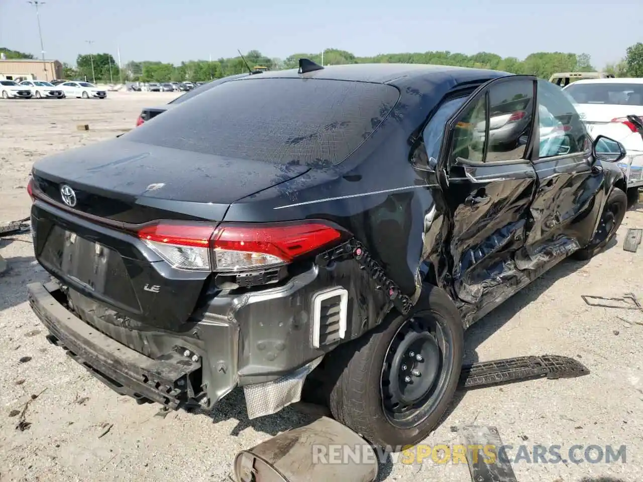 4 Photograph of a damaged car JTDEPMAE5MJ178960 TOYOTA COROLLA 2021