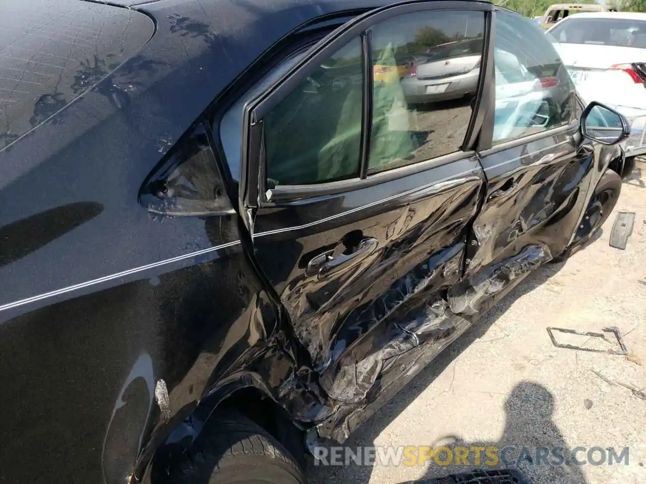 9 Photograph of a damaged car JTDEPMAE5MJ178960 TOYOTA COROLLA 2021