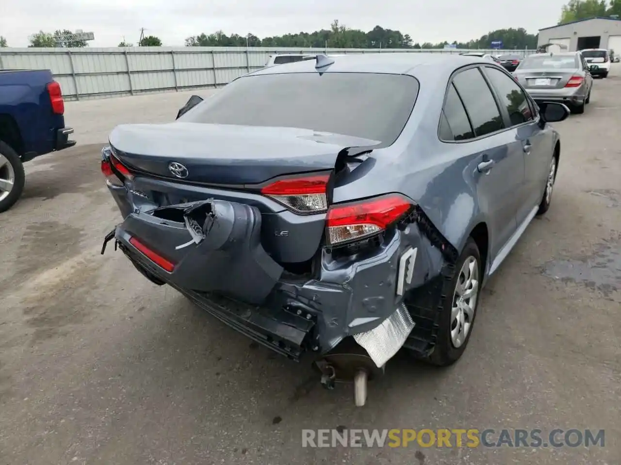 4 Photograph of a damaged car JTDEPMAE5MJ181647 TOYOTA COROLLA 2021