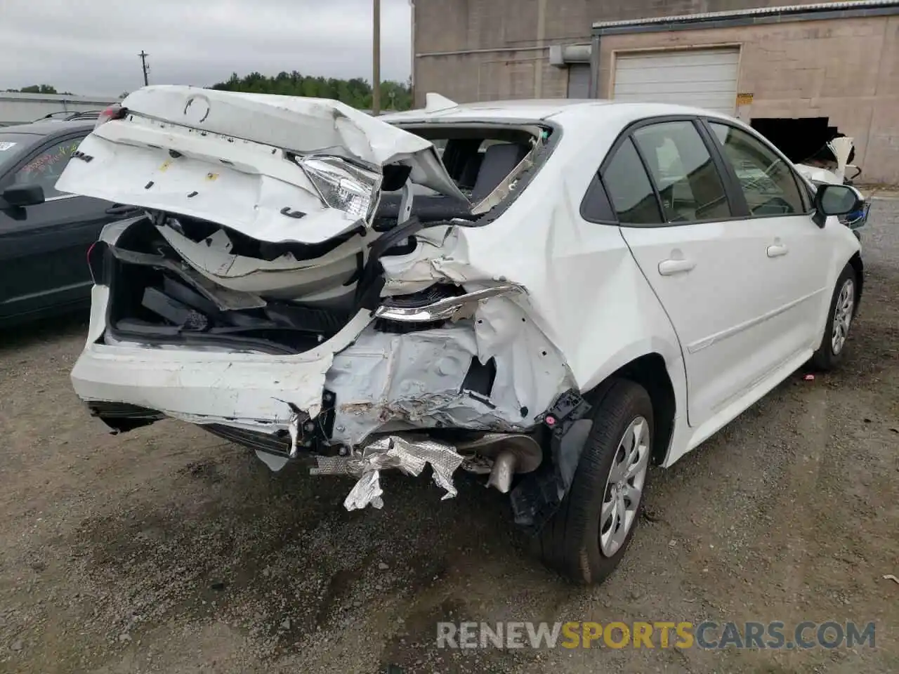 4 Photograph of a damaged car JTDEPMAE5MJ185052 TOYOTA COROLLA 2021