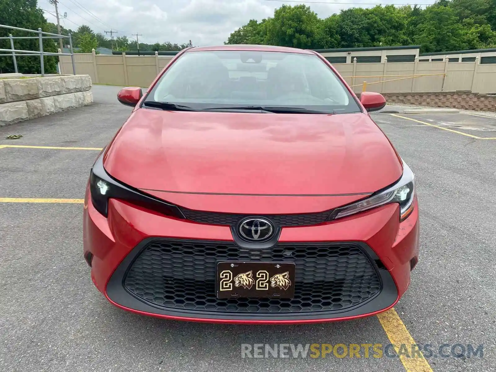 9 Photograph of a damaged car JTDEPMAE6MJ123918 TOYOTA COROLLA 2021