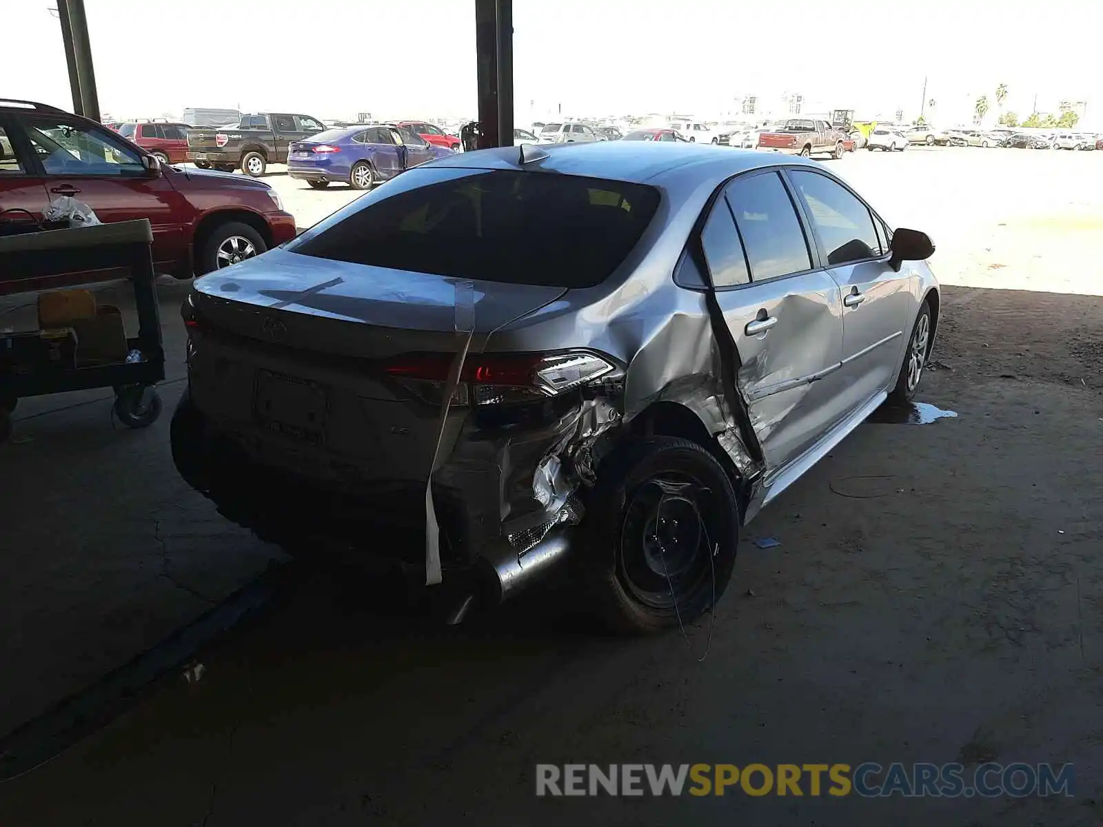 4 Photograph of a damaged car JTDEPMAE6MJ123921 TOYOTA COROLLA 2021