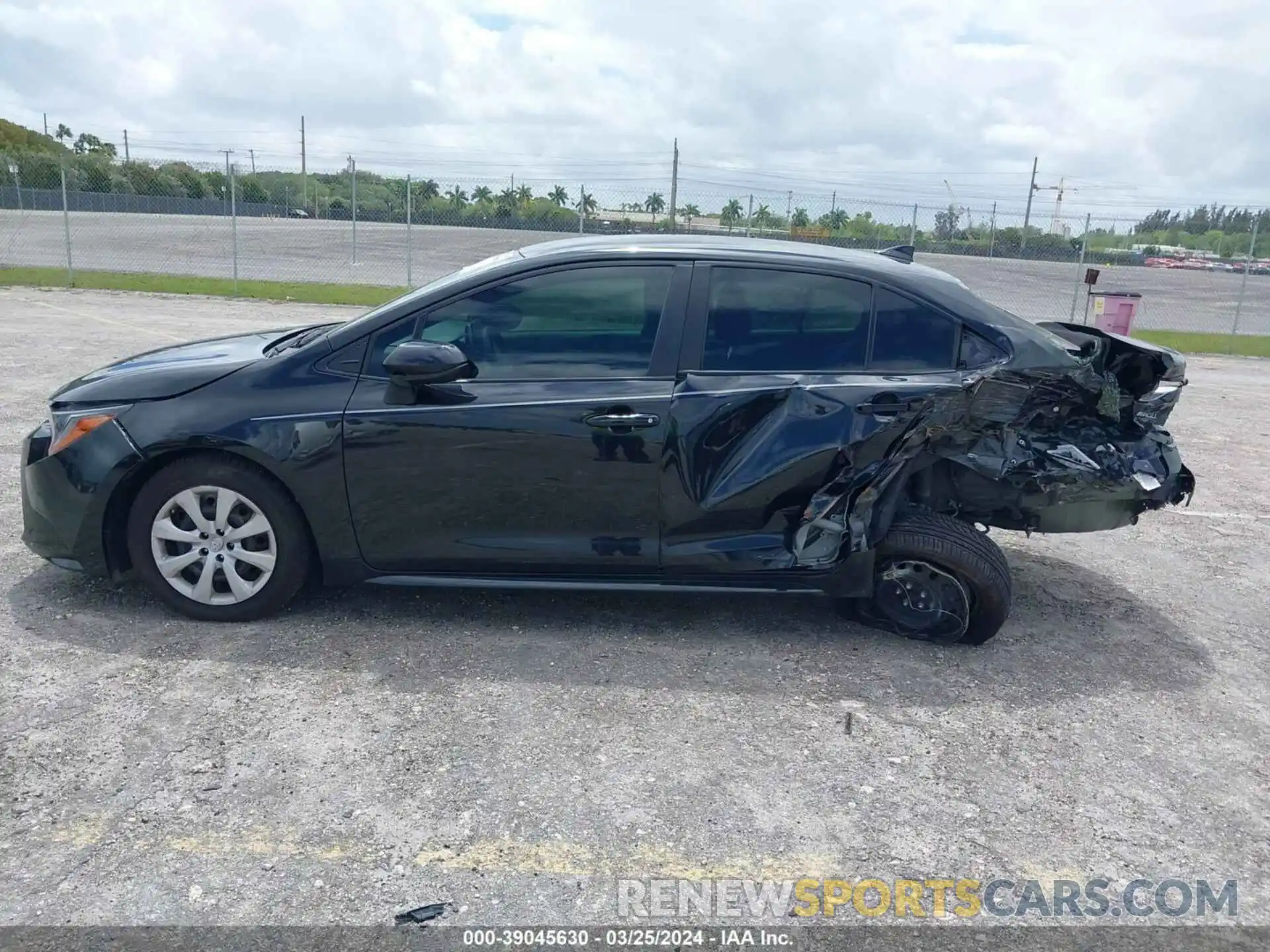 14 Photograph of a damaged car JTDEPMAE6MJ125989 TOYOTA COROLLA 2021