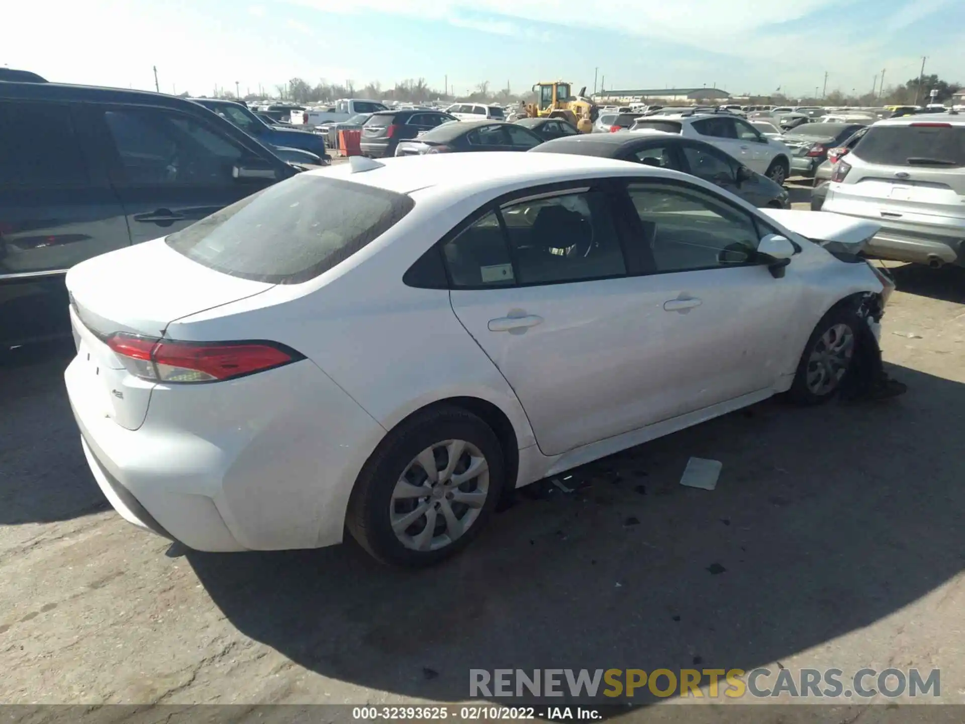 4 Photograph of a damaged car JTDEPMAE6MJ126611 TOYOTA COROLLA 2021